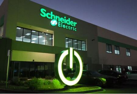 Schneider Electric Boosts New-Quality Services for Industry Transformation